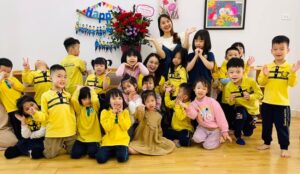 Lớp tiền tiểu học cô Ngần