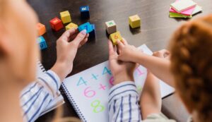 Lọi ích dạy toán cho trẻ vào lớp 1